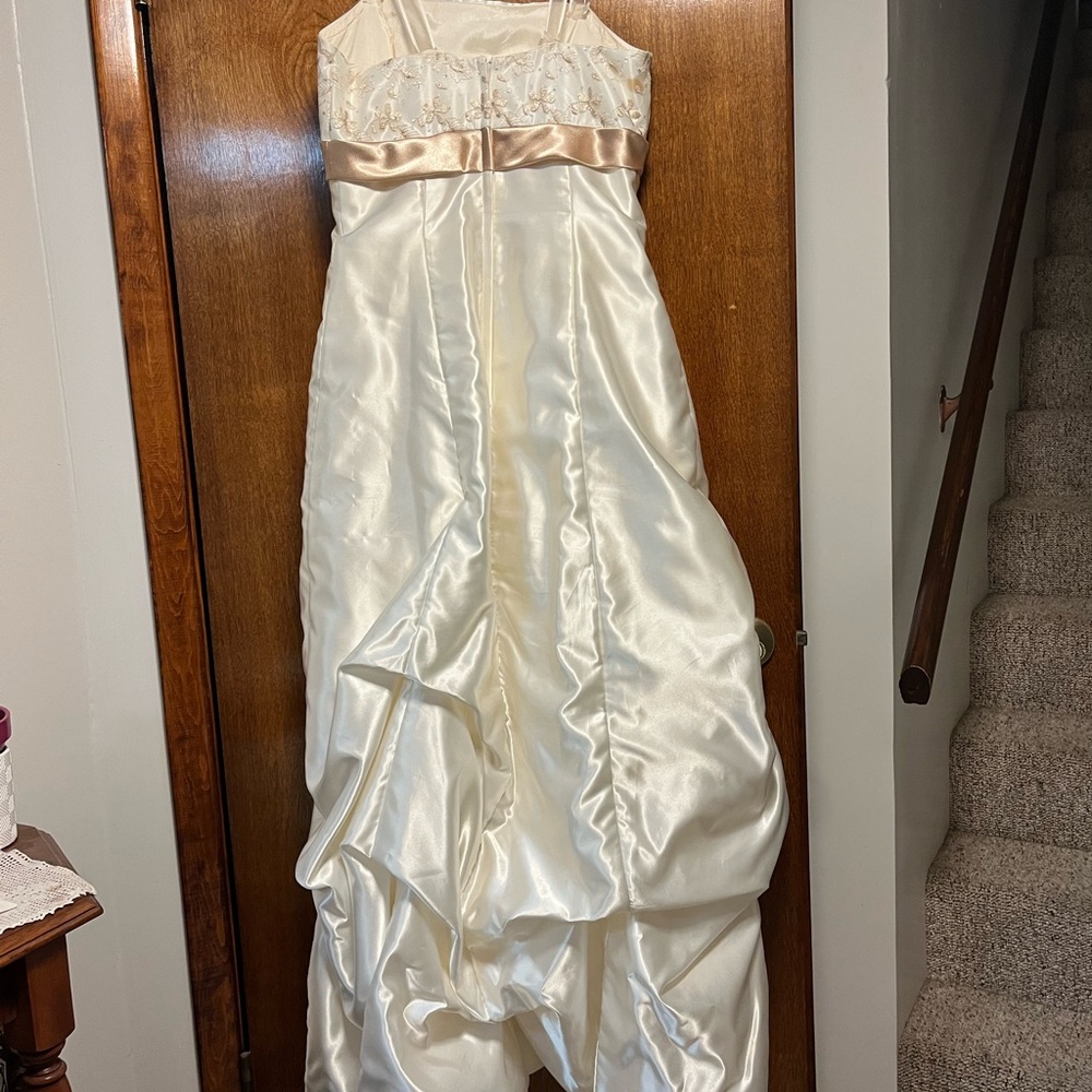Gunne Sax Cream Ruched Spaghetti Strap Gown